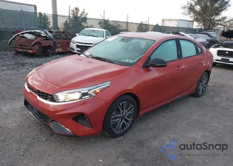 2022 Kia Forte Gt-Line из США, поврежденный, VIN 3KPF54AD0NE458625